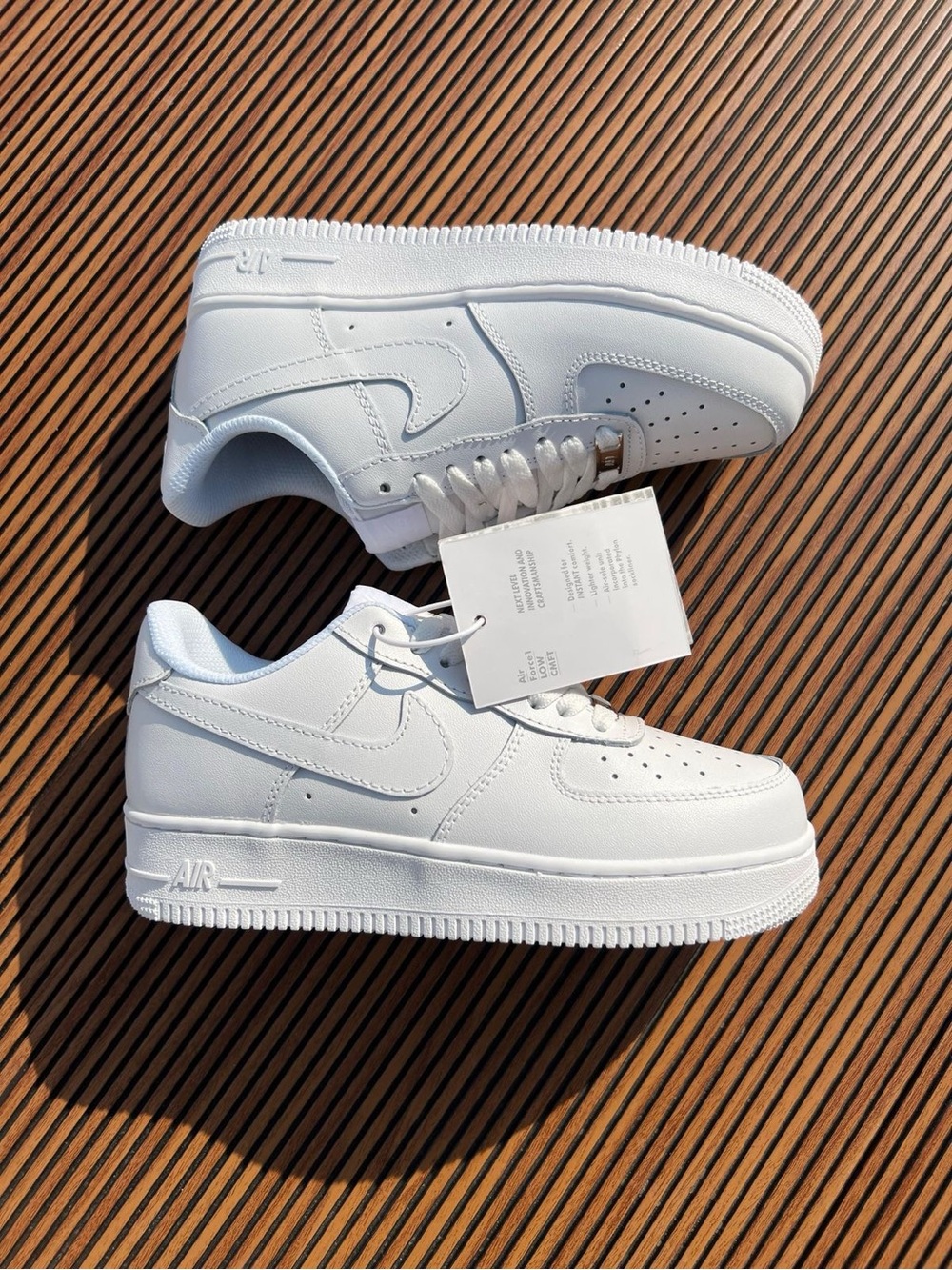Nike White Leather Low-Top Sneakers - Picture 4 of 4